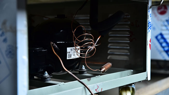 吉遠(yuǎn)制冷的水晶棺的組成部件有哪些？